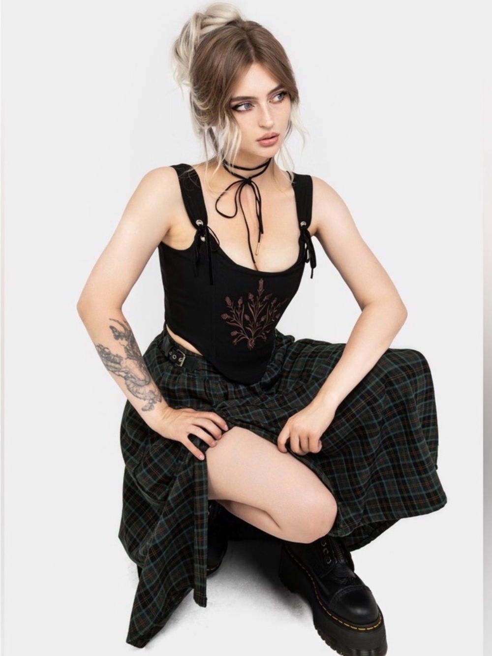 NWT Nightingale Buckled Check Midi Skirt green black size US 10 - Picture 3 of 8